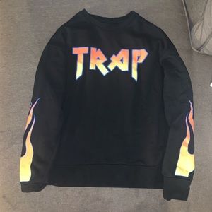 Trap sweater